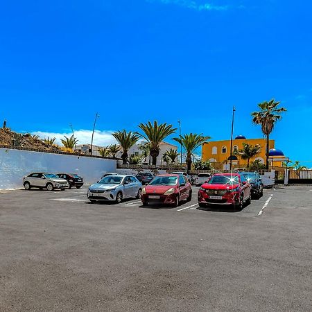 Newly Renovated Studio 2 Min From Playa La Arena Puerto de Santiago  Bagian luar foto