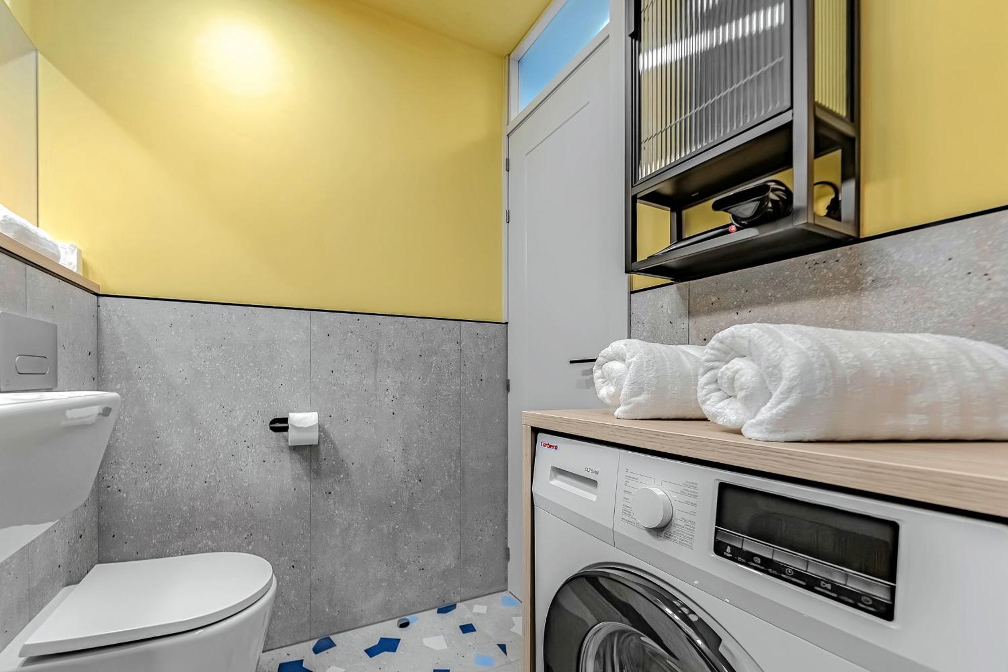 Newly Renovated Studio 2 Min From Playa La Arena Puerto de Santiago  Bagian luar foto